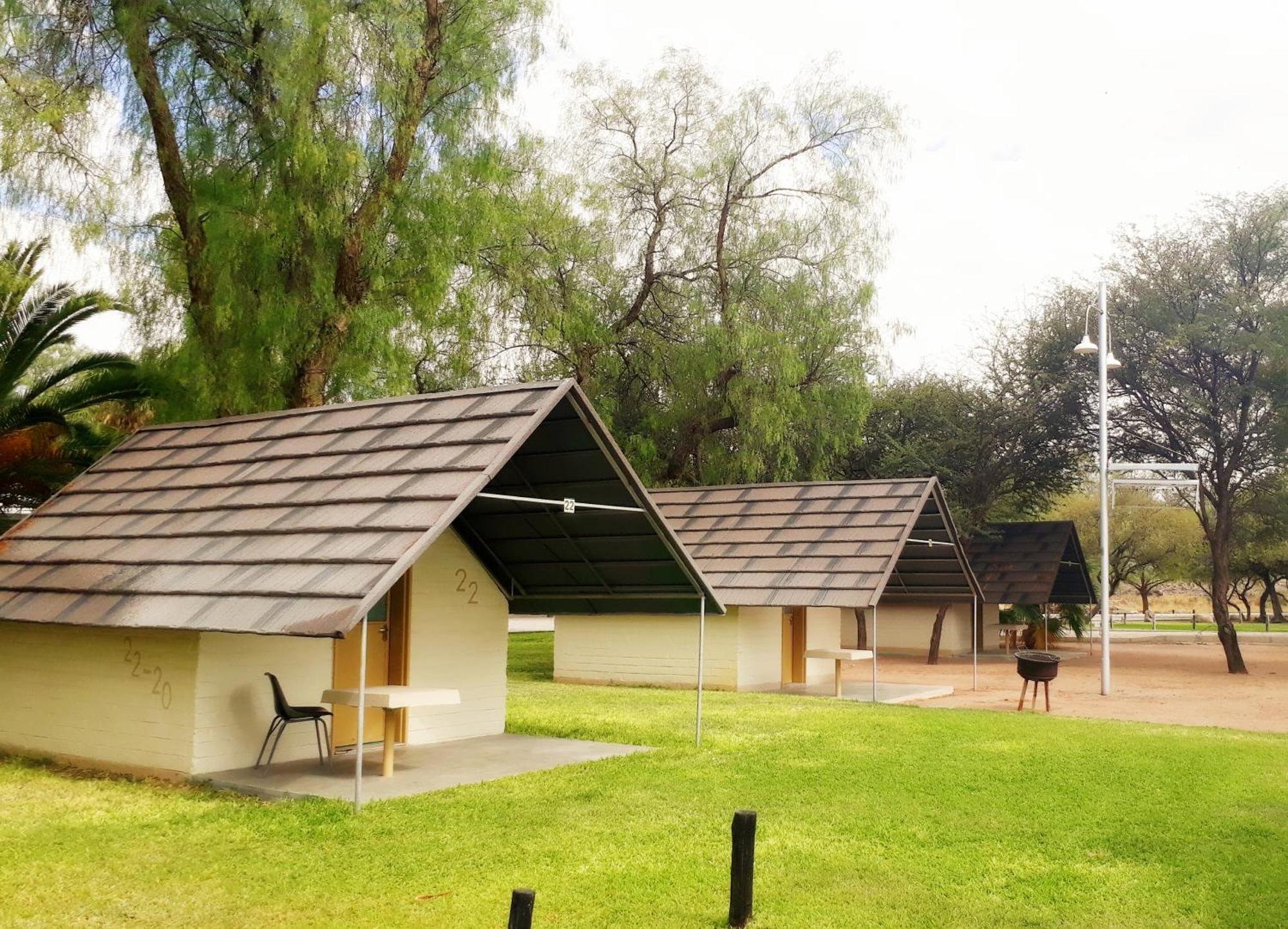 Buitepos East Gate Rest Camp 아파트 외부 사진