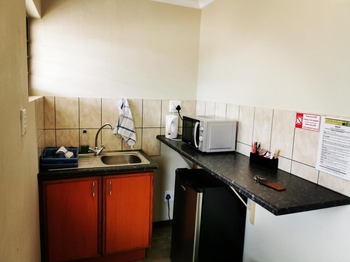Buitepos East Gate Rest Camp 아파트 외부 사진